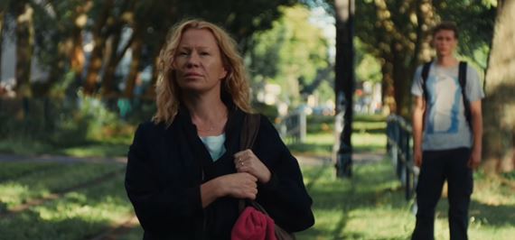 Sm�tok je zvl�tna droga. Do k�n prich�dza v�azn� film sekcie Un certain regard festivalu v Cannes Nav�dy / Everytime